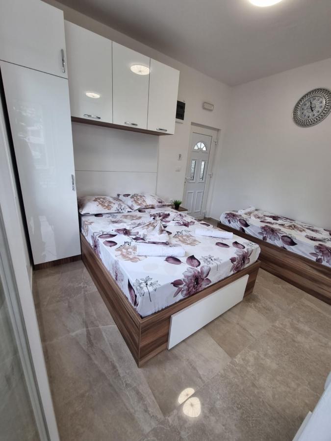דוברה וודה Ebra Lux Apartmani מראה חיצוני תמונה