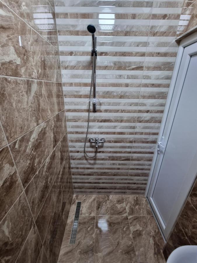 דוברה וודה Ebra Lux Apartmani מראה חיצוני תמונה