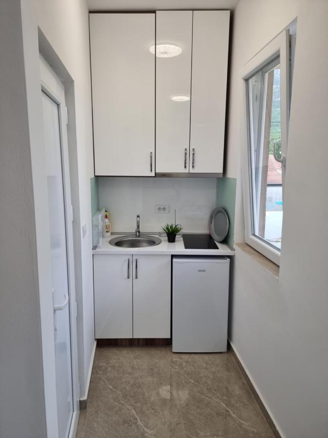 דוברה וודה Ebra Lux Apartmani מראה חיצוני תמונה