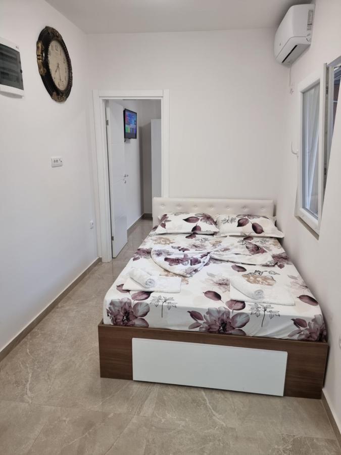 דוברה וודה Ebra Lux Apartmani מראה חיצוני תמונה