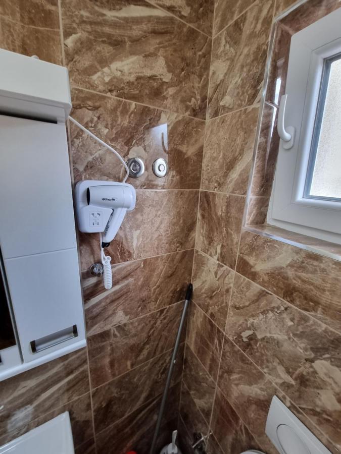 דוברה וודה Ebra Lux Apartmani מראה חיצוני תמונה