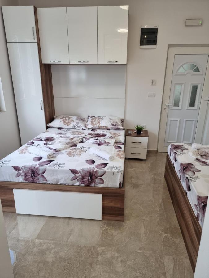 דוברה וודה Ebra Lux Apartmani מראה חיצוני תמונה