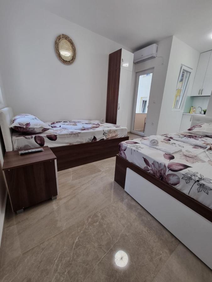 דוברה וודה Ebra Lux Apartmani מראה חיצוני תמונה