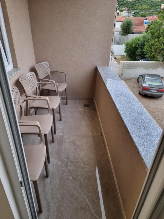דוברה וודה Ebra Lux Apartmani מראה חיצוני תמונה
