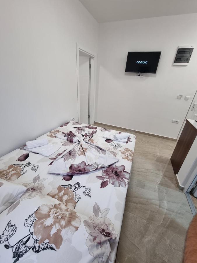 דוברה וודה Ebra Lux Apartmani מראה חיצוני תמונה