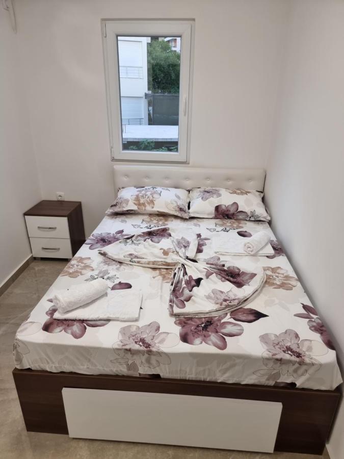 דוברה וודה Ebra Lux Apartmani מראה חיצוני תמונה