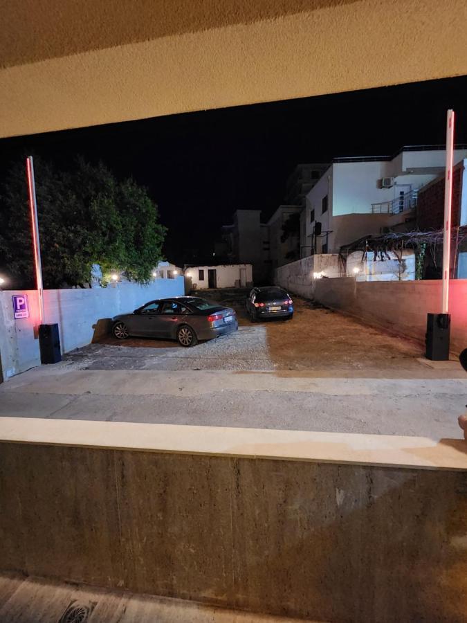 דוברה וודה Ebra Lux Apartmani מראה חיצוני תמונה