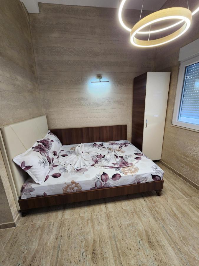 דוברה וודה Ebra Lux Apartmani מראה חיצוני תמונה