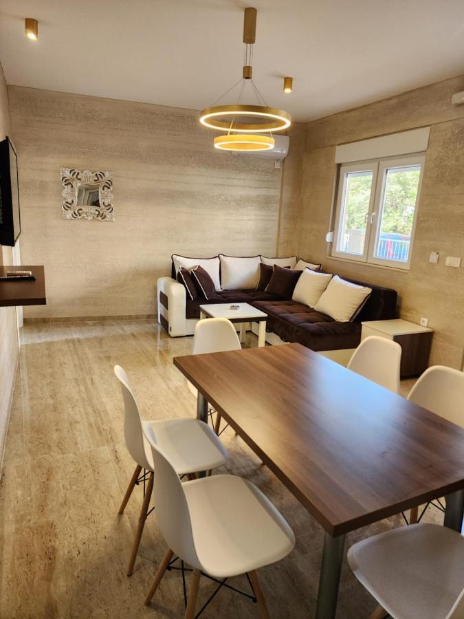 דוברה וודה Ebra Lux Apartmani מראה חיצוני תמונה